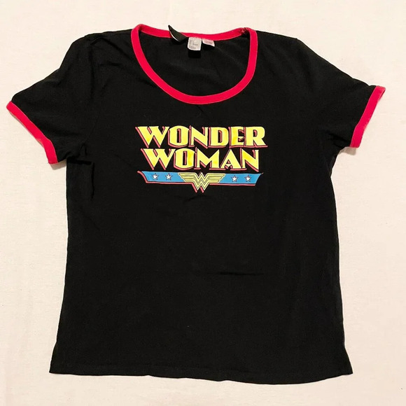 H&M Divided Wonder Woman Tshirt Tee Womens Size Large Shirt - Picture 1 of 16